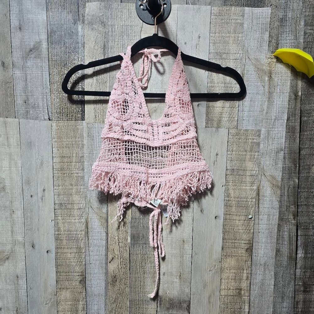Timing Pink Crochet Fringe Halter Crop Top Small NWT Rave Festival Boho Femme